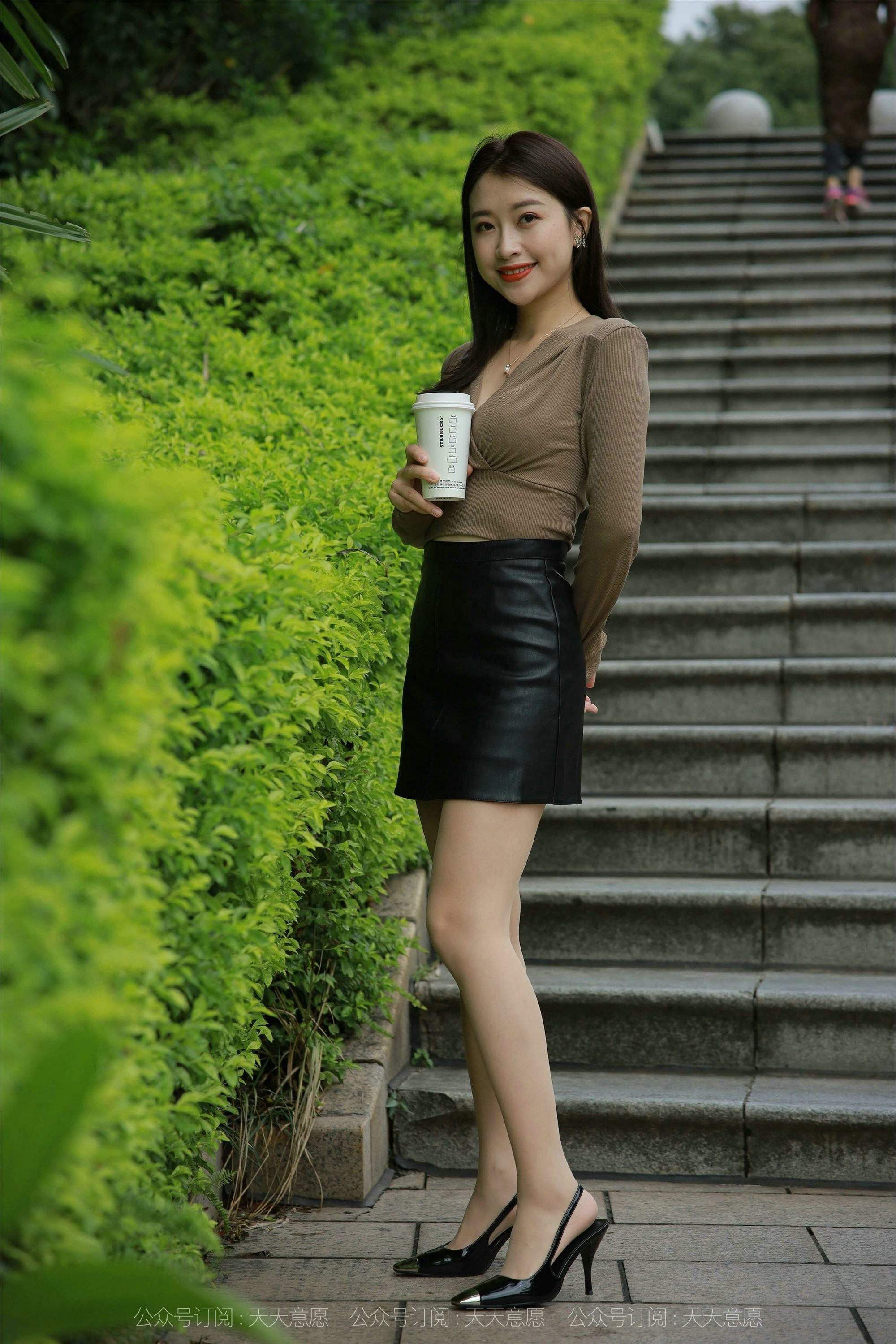 IESS异思趣向  2021.10.07 丝享家940：小婕《公园偶遇》